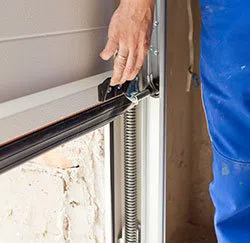 Exclusive Garage Door Service Denver, CO 303-569-6542 - springs-side